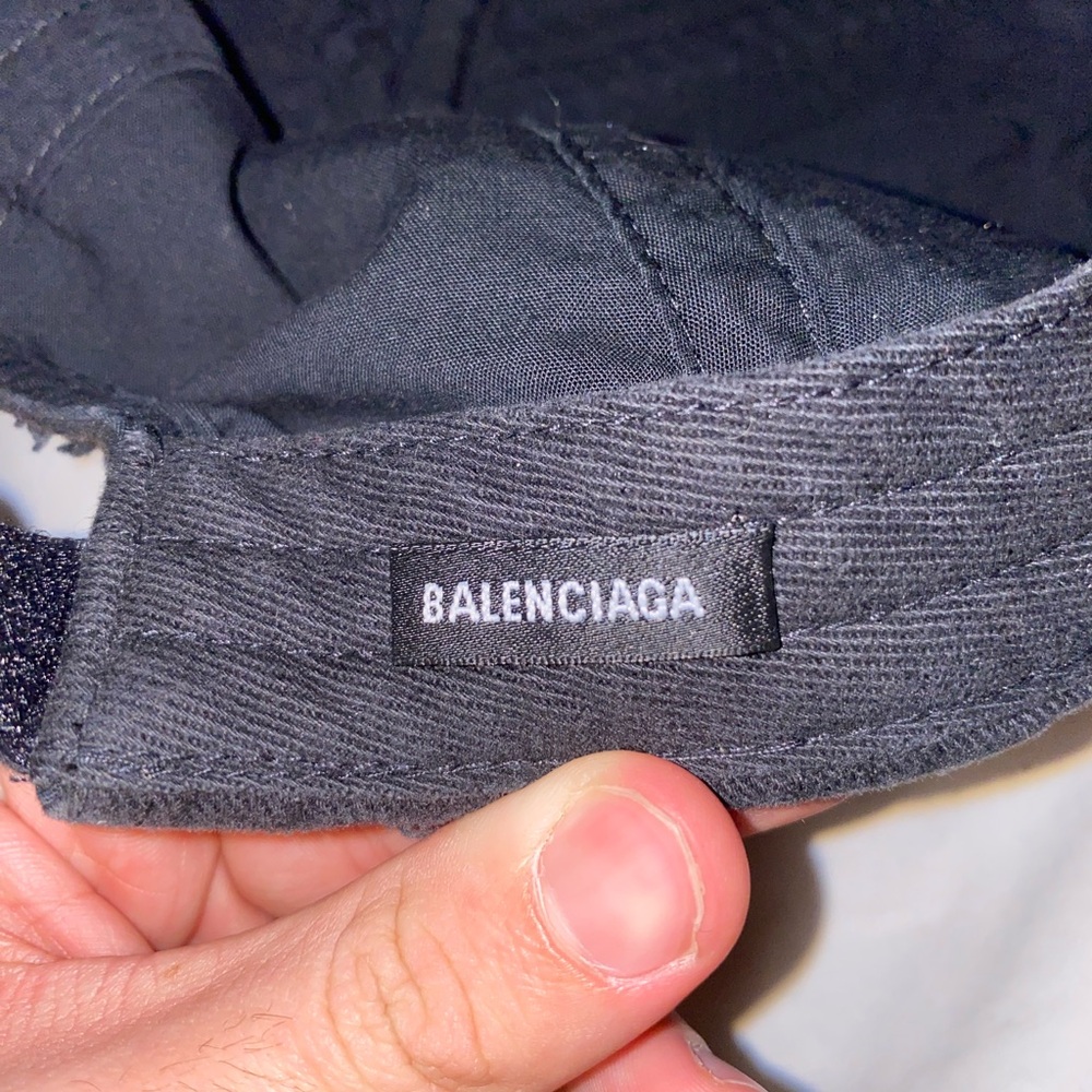 Rare Balenciaga Piercing Hat - Picture 2 of 9